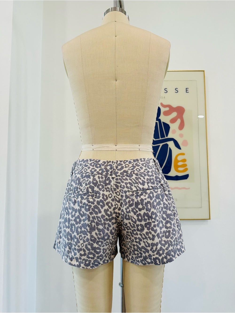 Leopard Print Low Rise Linen Shorts - Picture 9 of 15